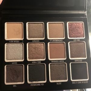 Kylie Jenner Kris collection palette